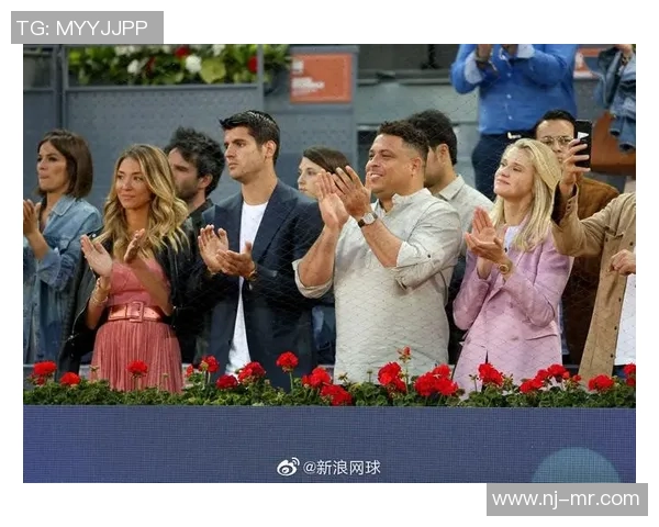 足球明星玩偶配饰全攻略让你的收藏更具魅力与个性 足球明星玩偶配饰全攻略让你的收藏更具魅力与个性