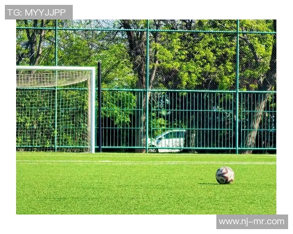 足球明星搞笑跑姿大揭秘看他们如何用幽默征服绿茵场 足球明星搞笑跑姿大揭秘看他们如何用幽默征服绿茵场